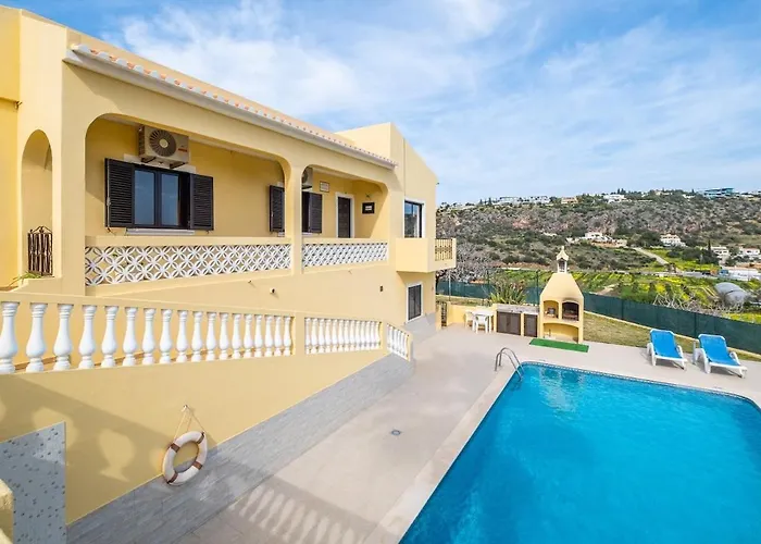 Villa Pinheiro
